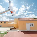 Manda Skradin